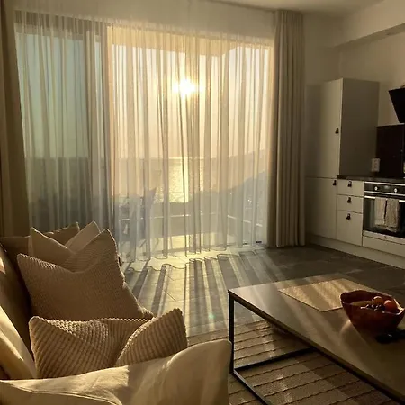 Romantic With Breathtaking Seaview